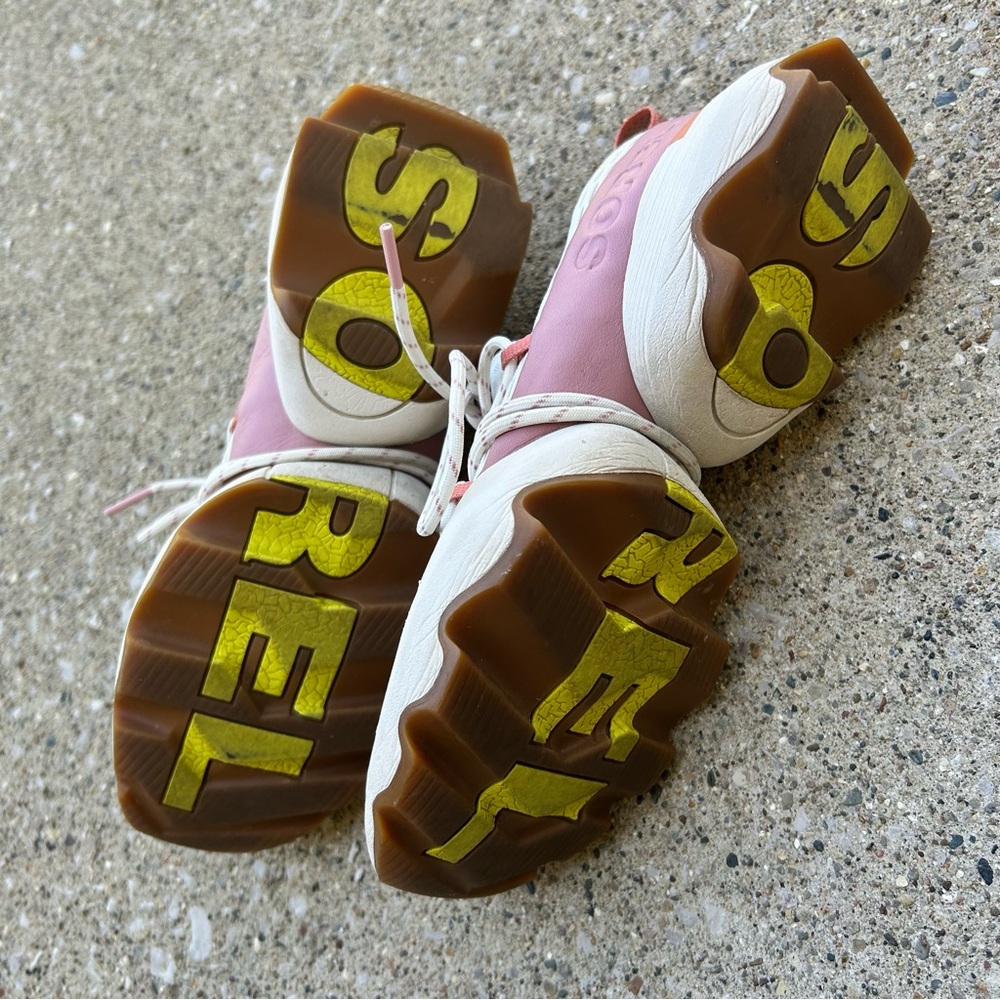 Sorel kinetic Impact lace ups Pink and White size 7 - Picture 4 of 12